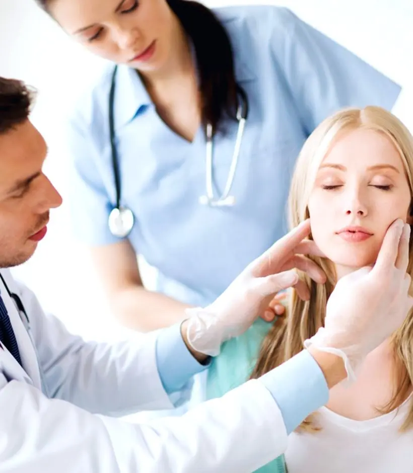 Medical consultation with the Jelan Clinic team